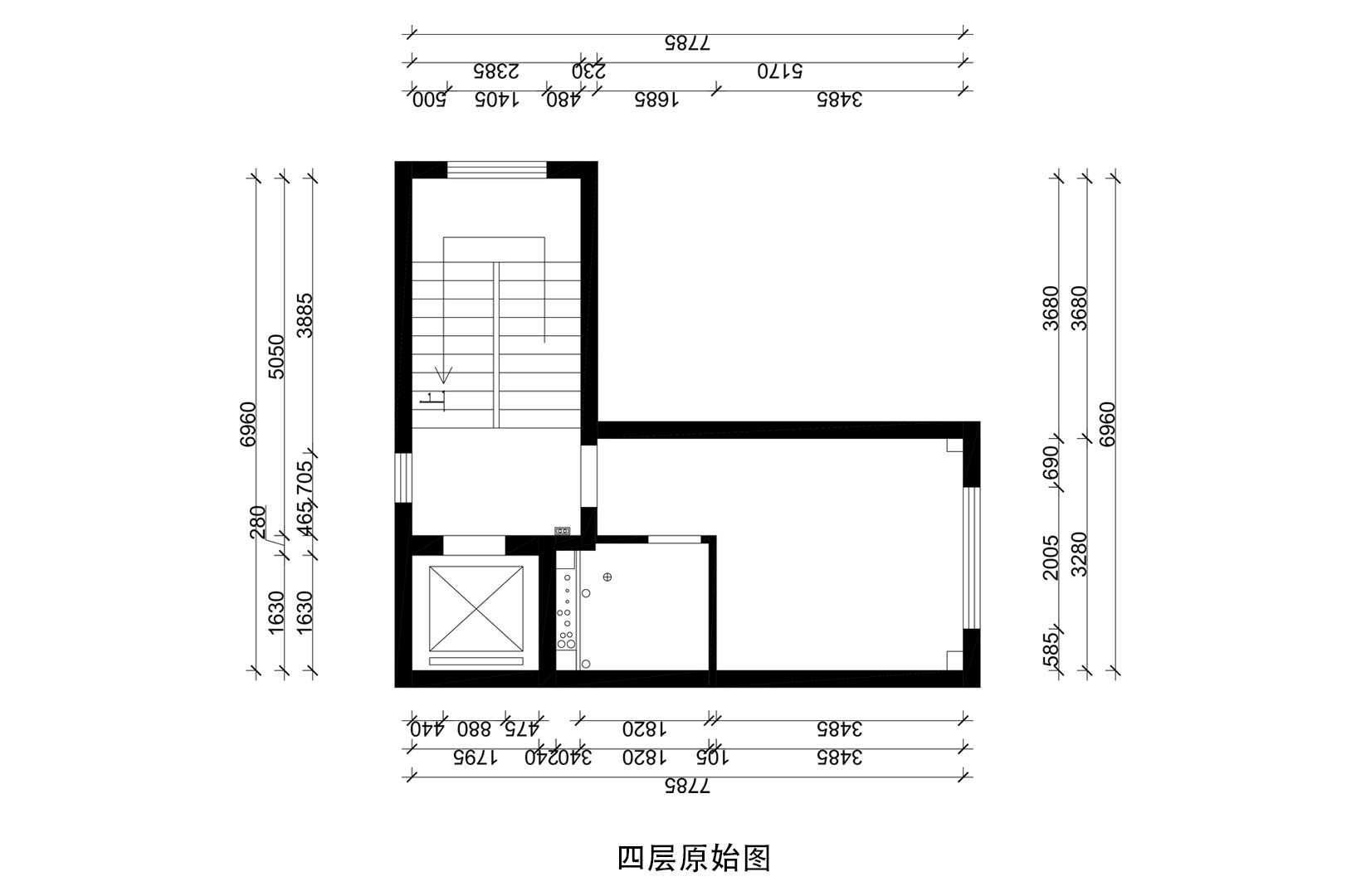 四层挑空高面积小，且为主人层的附属层，设计中将其打造成主人的秘密后花园，在浪漫与烛光的旖旎氛围中，增进主人的感情。